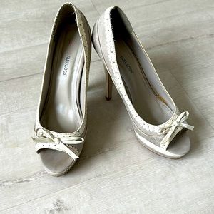 Shoes Just Fabulous size 9